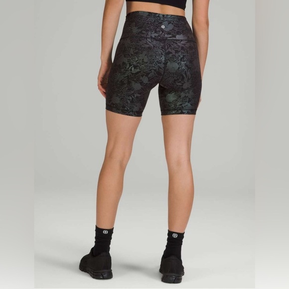 Lululemon Wunder Train High-Rise Short 6" - Picture 1 of 7